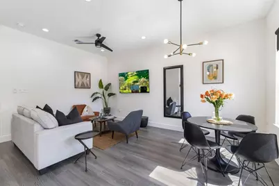 4802 Angleton Street #A, Houston, TX 77033 - Photo 8