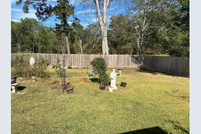 7735 Lawrence Drive, Beaumont, TX 77708 - Photo 18