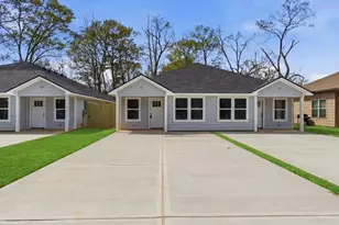 308 S 11th St, Conroe, TX 77301 - Photo 1