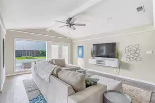 1715 Imperial Crown Dr, Houston, TX 77043 - Photo 6