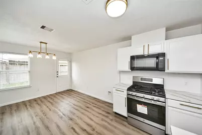 22215 Queenbury Hills Drive, Houston, TX 77073 - Photo 16