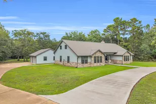 35 Rose Hill Ct, Huntsville, TX 77320 - Photo 2