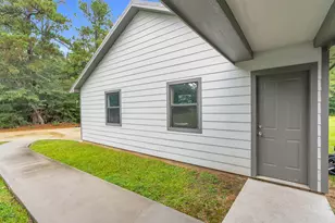 35 Rose Hill Ct, Huntsville, TX 77320 - Photo 30