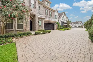 1710 Cornelius Trace Loop, Houston, TX 77055 - Photo 2