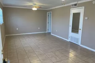 1914 Larrabee St, Seabrook, TX 77586 - Photo 2