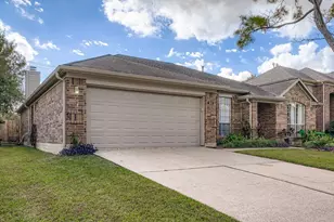 3011 Quill Meadow Dr, League City, TX 77573 - Photo 2