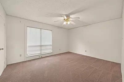8211 Katy Freeway #19, Houston, TX 77024 - Photo 16