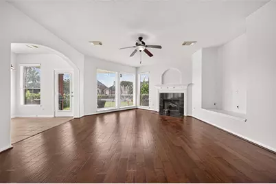 11811 Sunset Lake Court, Houston, TX 77065 - Photo 10