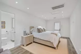 6201 Locke Ln, Houston, TX 77057 - Photo 6