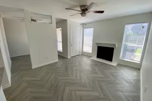 3900 Woodchase Dr, Houston, TX 77042 - Photo 10