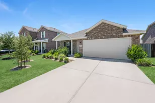 9911 Stoney Spg Ln, Baytown, TX 77521 - Photo 2