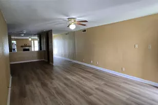 9700 Leawood Blvd, Houston, TX 77099 - Photo 10