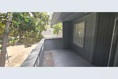 9700 Leawood Boulevard #1002, Houston, TX 77099 - Photo 8