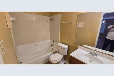 9700 Leawood Boulevard #1002, Houston, TX 77099 - Photo 18