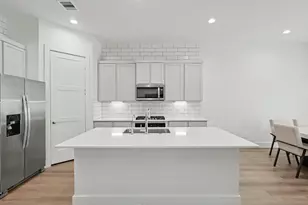 326 Springfield Terrace Dr, Conroe, TX 77304 - Photo 12