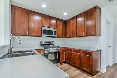 2811 Chaplin Place Drive, Humble, TX 77396 - Photo 10