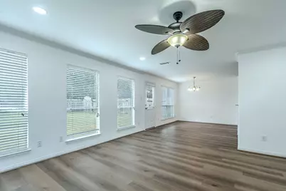 2811 Chaplin Place Drive, Humble, TX 77396 - Photo 4