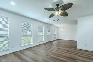 2811 Chaplin Pl Dr, Humble, TX 77396 - Photo 4