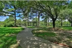 10207 Thornleaf Ln, Houston, TX 77070 - Photo 10