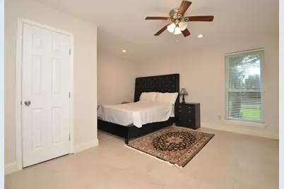 5834 Ludington Drive, Houston, TX 77035 - Photo 22