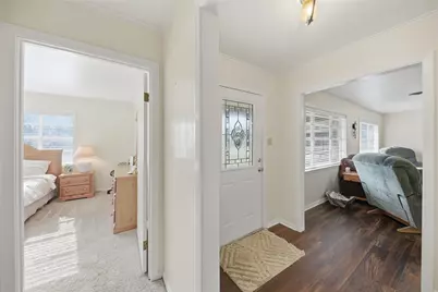 505 N Live Oak Street, Round Top, TX 78954 - Photo 16