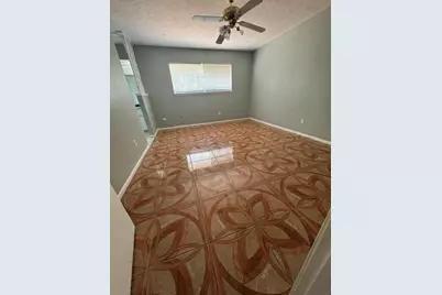 11031 Silkwood Drive, Houston, TX 77031 - Photo 6