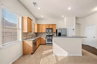 10218 Cascade Hills Dr, Houston, TX 77064 - Photo 12