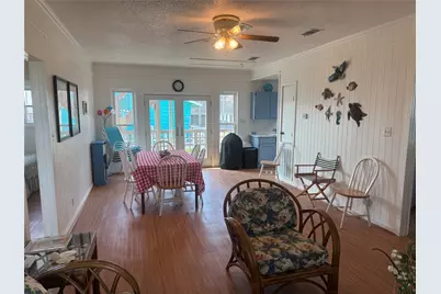 16716 Jamaica Beach Road, Jamaica Beach, TX 77554 - Photo 6