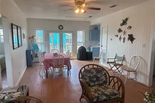 16716 Jamaica Beach Rd, Jamaica Beach, TX 77554 - Photo 6