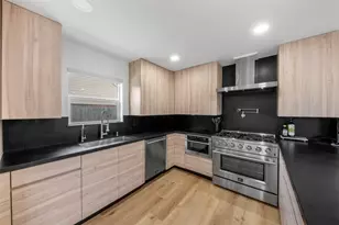 4423 Lymbar Dr, Houston, TX 77096 - Photo 18