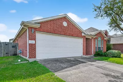 13815 Fraser Lake Lane, Houston, TX 77083 - Photo 2