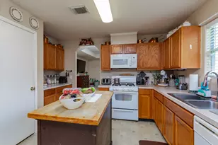 24027 Kingbriar Dr, Spring, TX 77373 - Photo 8