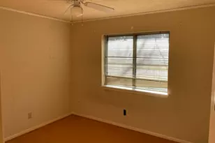 2903 Silent Dr, Sugar Land, TX 77498 - Photo 12