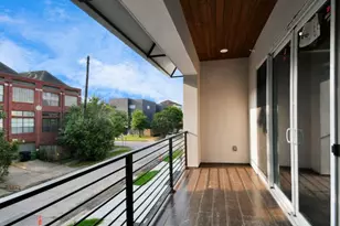 1320 Eberhard St, Houston, TX 77019 - Photo 22