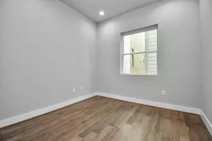 1320 Eberhard St, Houston, TX 77019 - Photo 20