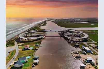 1127 County Road 299, Sargent, TX 77414 - Photo 42