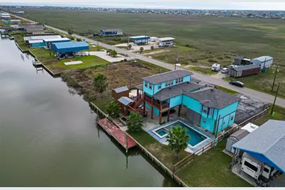 1127 County Road 299, Sargent, TX 77414 - Photo 44