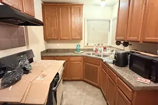 508 Shaver St, Pasadena, TX 77506 - Photo 1