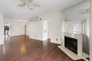 2121 Hepburn St, Houston, TX 77054 - Photo 8