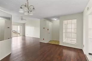 2121 Hepburn St, Houston, TX 77054 - Photo 4
