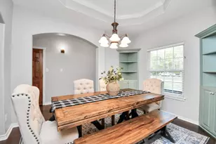 220 Cherokee Cir, Wallisville, TX 77597 - Photo 6