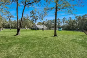 220 Cherokee Cir, Wallisville, TX 77597 - Photo 18