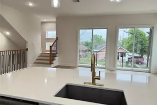 1307 71st St, Houston, TX 77011 - Photo 24