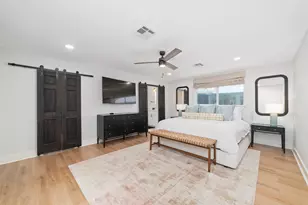 6503 Kury Ln, Houston, TX 77008 - Photo 14