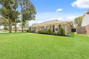 6503 Kury Ln, Houston, TX 77008 - Photo 2