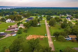 234 Candlelight Ln, Livingston, TX 77351 - Photo 8