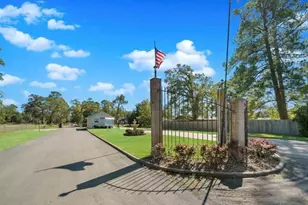 234 Candlelight Ln, Livingston, TX 77351 - Photo 14
