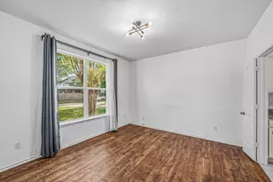 15218 Hidden Hollow Ln, Sugar Land, TX 77498 - Photo 6