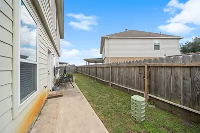 14822 Juniper Dale Court, Houston, TX 77049 - Photo 24