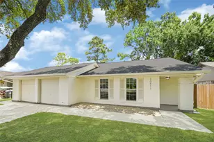 10411 Sagewillow Ln, Houston, TX 77089 - Photo 2